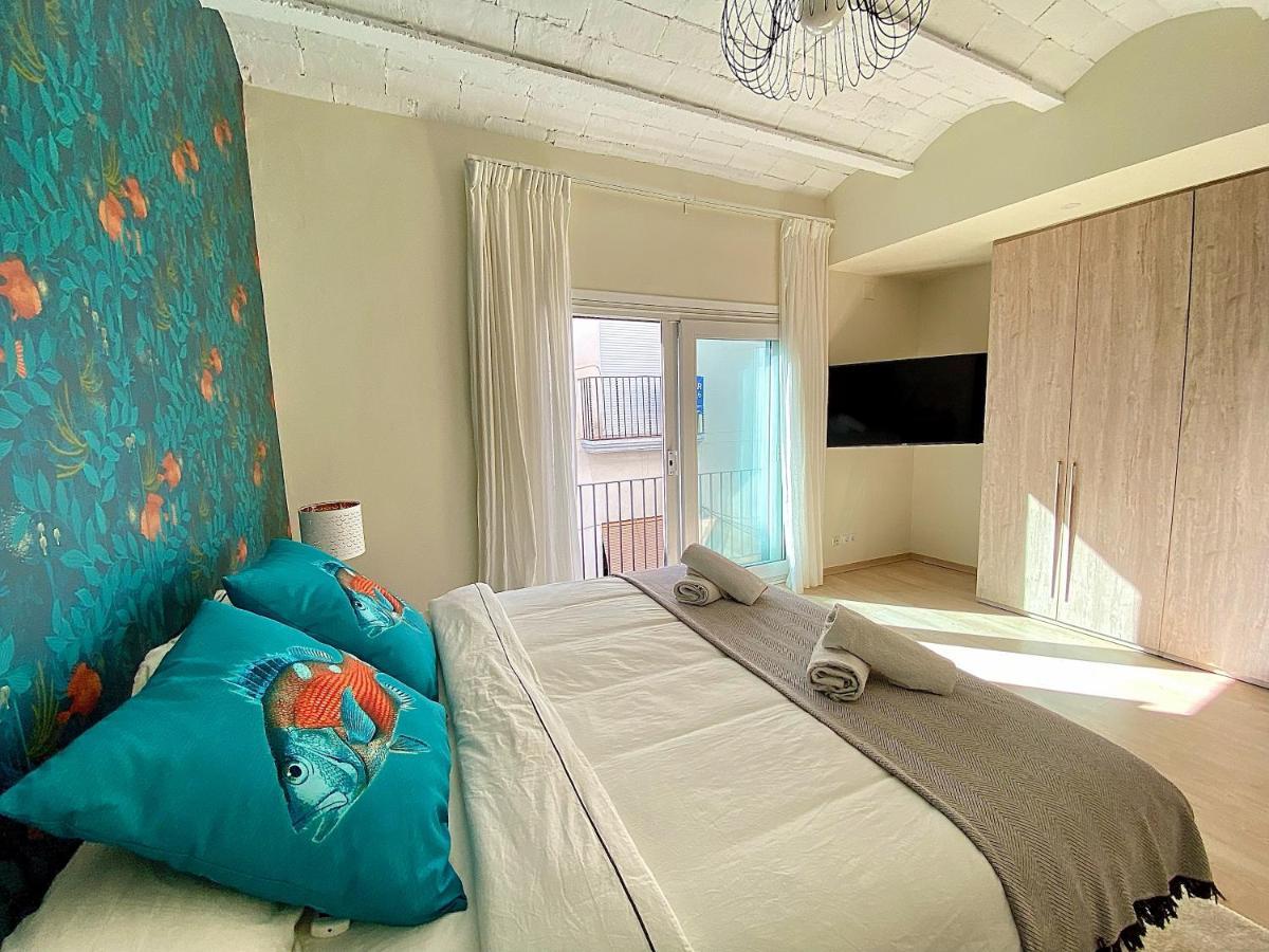 Abbott Apartment - 1 Min From The Beach - 100M2 - Sleeps 8 Сіджас Екстер'єр фото