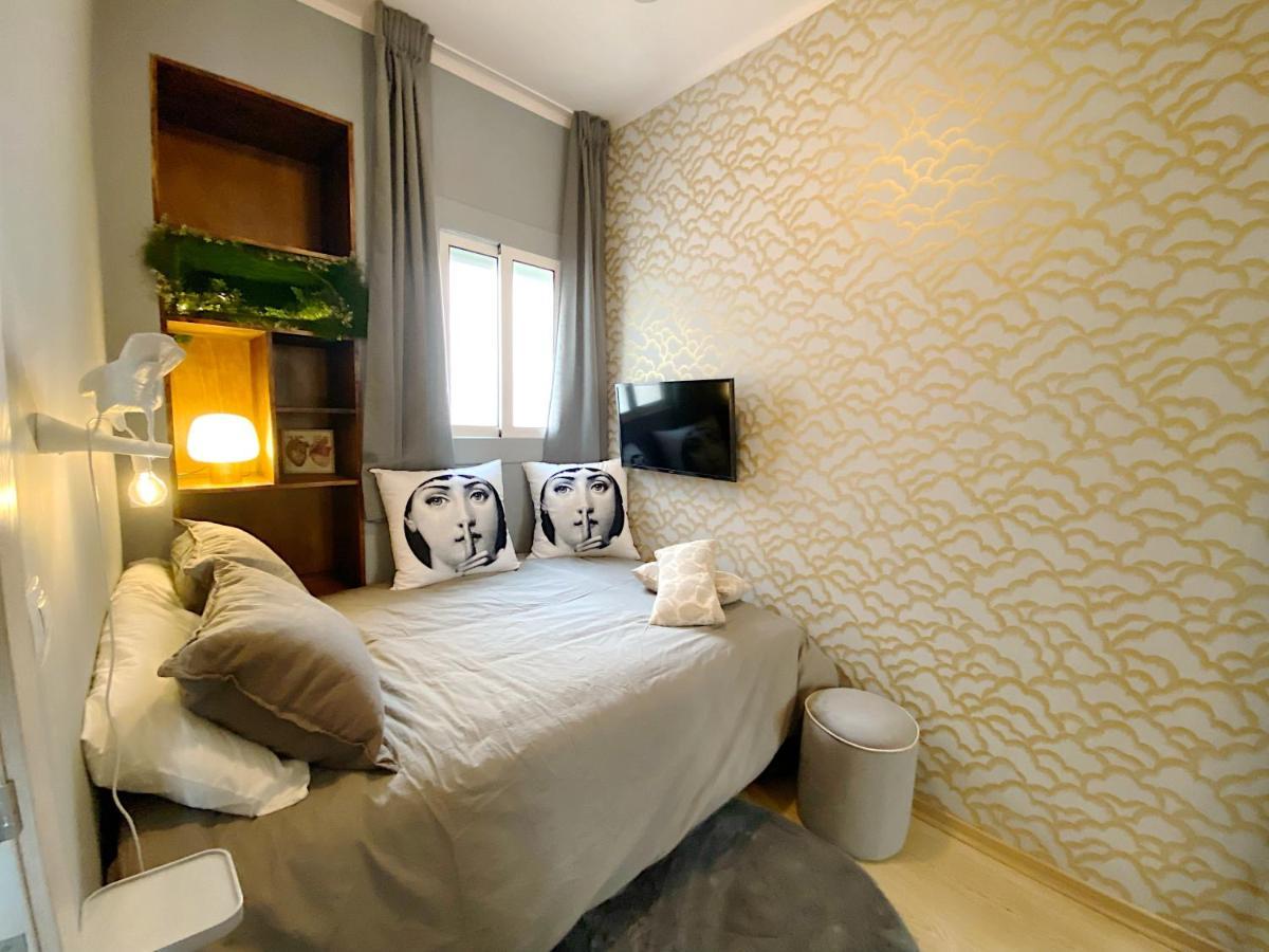 Abbott Apartment - 1 Min From The Beach - 100M2 - Sleeps 8 Сіджас Екстер'єр фото